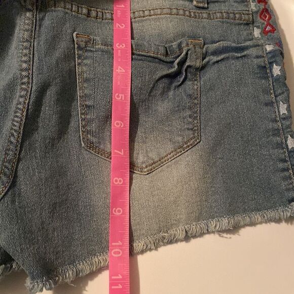 Aztec shorts  - Picture 7 of 7